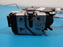 Verrou Arrière Gauche A2047302735 MERCEDES W176 4PIN