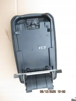 Tunneli nojatuoli OEM IMPRK1511532 Toyota Corolla E21:lle