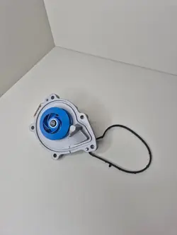 Pompe à eau SKF VKPC 83812