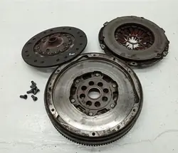 Kytkinlevy kaksoismassaväkä Citroen C5 Peugeot 607