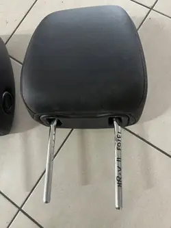 OEM 81140-T8K-G42ZH Etupäännojatyyny nahka