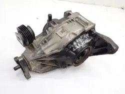 Taka-akselin tasauspyörästö Mercedes C-sarja W205 2053503819