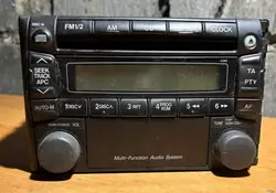 Mazda Demio I Lift Radio OEM DC36669S0 - Käytetty