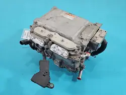 Wechselrichter Lexus IS III 14-25 OEM G9200-53012