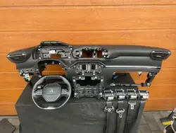 Instrumentbrädskonsol OEM KONSOLA DESKA för Peugeot 208 II GT