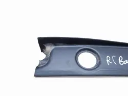 Moldura de lanterna traseira Chevrolet Suburban OEM 84273589