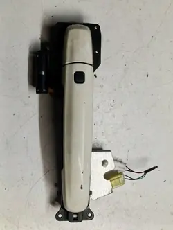 Maçaneta porta dianteira esquerda Suzuki SX4 S-Cross 13-16 OEM 6F2AW14W8