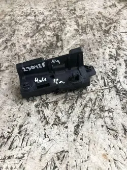 Motorhaubenöffnungsgriff OEM 8W1823633L für Audi A4 Avant