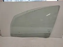 Vitre avant gauche pour Mitsubishi Colt VI Z30 Lift 08-