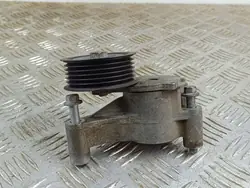 Volvo XC90 2018 Vaihtovirtageneraattorin jännite