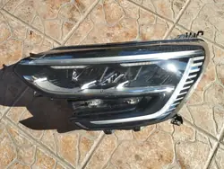 Vasen Full LED -lamppu Renault Megane IV 2020-2024 260608417R