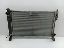 Radiateur d'eau OEM A1695000403 pour Mercedes-Benz B