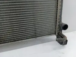 Wasserkühler OEM A1695000403 für Mercedes-Benz B