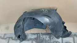 Left Rear Wheel Arch Renault Clio IV 767492726R