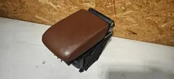 OEM 5G0864207A Nahka-kyynärnoja VW Golf 7:lle