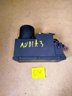 Zentralverriegelungspumpe OEM 8LO862257E für Audi A3 A4