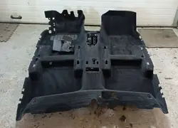 VW Golf Sportsvan Matto OEM 517863367A Käytetty