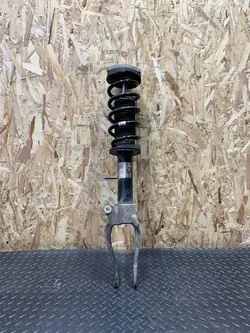 Amortecedor dianteiro direito BMW 6880084 para G31 G30