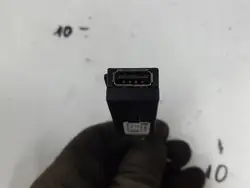 USB-pistokeliitin OEM 5Q0035726E VW Tiguanille