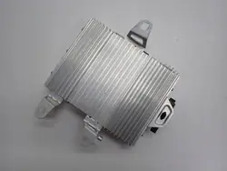 Tesla OEM 1507152-01-B Radioförstärkare för Model Y