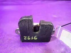 VW Touran I 03-06 Fechadura do porta-malas 1T0827505F 4 Pin