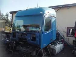 Höger Strålkastarlock OEM A9608854005 Mercedes Actros MP4