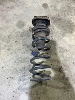 Mola suspensão Volvo OE 31280483 - Usada