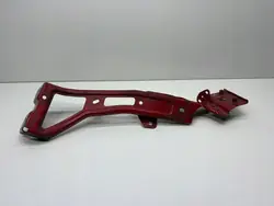 Suporte de para-lama dianteiro esquerdo Audi A5 F5 8W OEM 8W6821131B