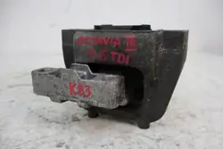 Skoda Moottorin Kiinnike OEM G3109420 1.6 TDI