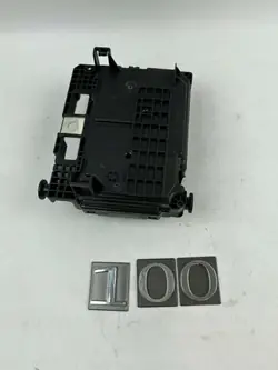 BSM-modul OEM 9667199780 för Peugeot 207, Citroen C3 II