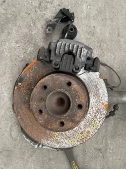 Rotule d'amortisseur avant droit BMW E60 E61 525D