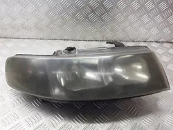 Oikea Etuvalo SEAT Toledo II 1.8