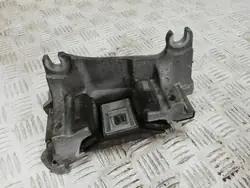 Moottorin Kiinnike Renault Megane III Cabrio 2.0 112206677R