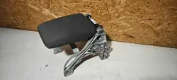 Keskikonsolin käsinoja Audi A4 B9 OEM 8W0864283A
