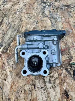 Válvula EGR Mazda CX-3 1.5 D SKYACTIV S550-20300