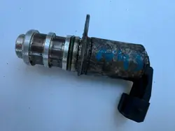 Soupape de pression d'huile BMW OEM 7584990 Série 1