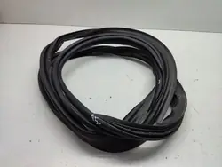 Junta de porta-malas traseiro Mercedes-Benz A2137505100 - Usado