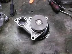 Vattenpump OEM 91850F1410 för KIA Sportage - Begagnad