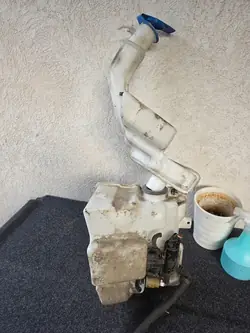 Puhdistusneste Säiliö 3AA955453J VW Passat B7