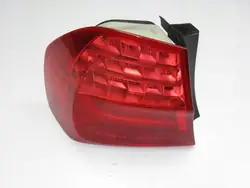 Luz trasera izquierda BMW E90 LCI