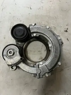 Hyundai Kiristyslaite 25281-2U304