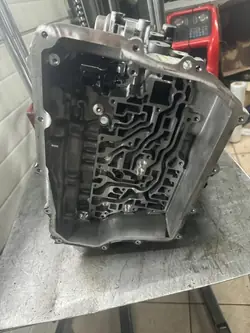 Alojamento Traseiro Ford OE 8F35 RFJM5P7006EE Usado