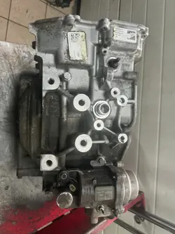 Ford OE Bakhus 8F35 RFJM5P7006EE Begagnad