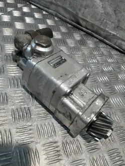 Begagnad servopump PZK2-12BK för Autosan Star 742