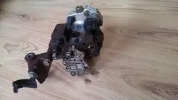 Brandstofpomp Renault 2.5 Master Trafic Vivaro OEM 8200586851