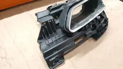 Pakoputken kiinnike OEM 8W0253825L Vasen Audi A4 B9