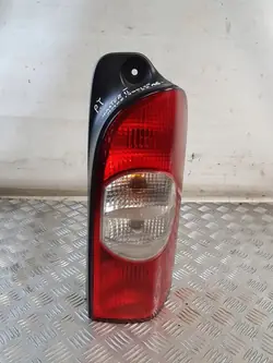 Lámpara Trasera Derecha 8200171478 + Inserto Renault Master II