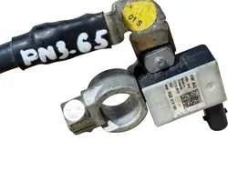 Negatiivinen Klemmi OEM 5GE915181 VW Golf VII:lle