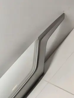 Dobradiça porta-malas Toyota RAV4 OEM 7680142240