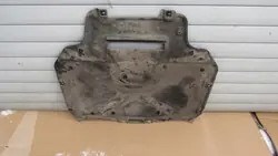 Cubierta de caja Audi Q8 OEM 4M0825236A - Usado